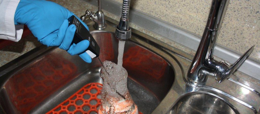 Если качество водопроводной воды вызывает сомнения, на помощь придёт Красноярский ЦСМ»
                    title=